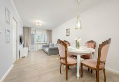 Others 7 Central Warsaw Apartment by Renters