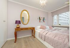 Others 3 Central Warsaw Apartment by Renters