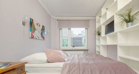 Others 2 Central Warsaw Apartment by Renters