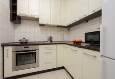 其他 6 Beige and Blue Apartment by Renters