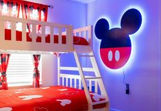 Others 4 1156 CD - Champions Gate