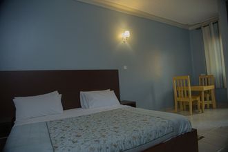 Others 4 Transit Haven