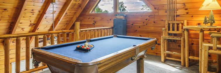 其他 Pigeon Forge Cabin: Premier Location & Hot Tub