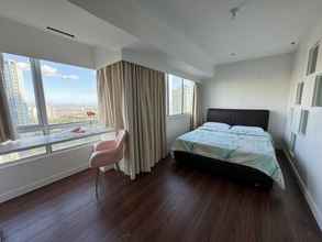 Others 4 COZI sweet pink loft suite at BGC fort