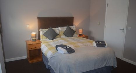 Others 2 The Queen Victoria