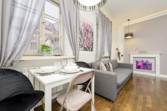 その他 4 Atmospheric Mariensztat by Renters