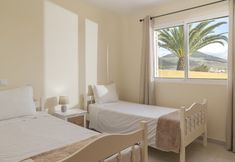 Lain-lain 5 Family Vacation on Golden Island, La Maison Dorée