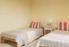 Lain-lain 2 Family Vacation on Golden Island, La Maison Dorée