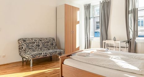 Lainnya 2 CoLiving 3BR shared Apt. Belvedere