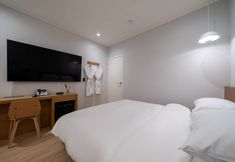 อื่นๆ 3 Mono Hotel