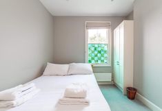 Khác 4 Modern 2-bed Flat in Shepherds Bush - Comfort & Style!