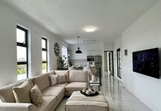 Lainnya 5 Captivating Brand New Apartment in Pereybere
