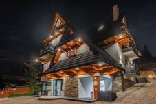 Others Willa Folk & Prestige