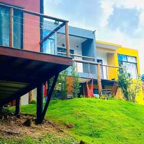 Primary image1山中小屋住宿,韦尔纳·格林贝格市政体育场飯店