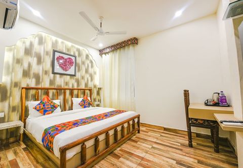 Others Fabhotel Nirvana Grand By Io