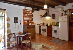 Others 7 Apanemia Stone House in Crete