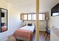 Lain-lain 4 Estudios Bordadores by Valdesierra