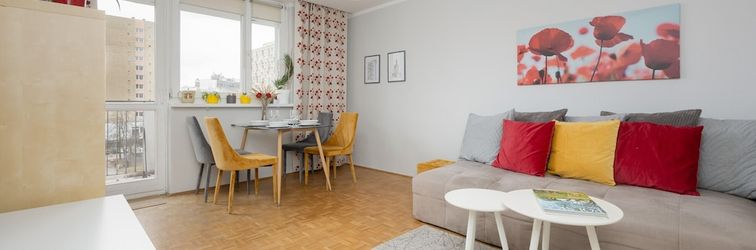 Others City Flowers Apartment Warsaw by Renters