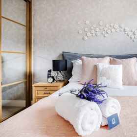 Room 1 Rosy and Cosy West London Apartment, Khách sạn West Hampstead