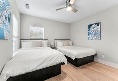 Others 2 City Oasis With Hot Tub Group-friendly