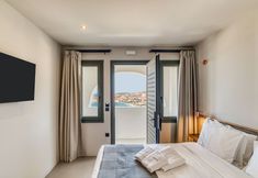 Others 5 Parea Blue Zone - Adults Only