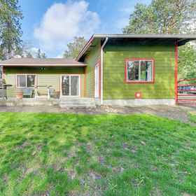 Interior1格蘭茨帕斯迷人小屋附庭院及瓦斯烤架,约瑟芬县飯店