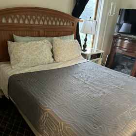 Room 1 Ms P Place, Chambers Residence Hall Hotels