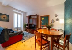 Others 2 Stairway Apartment by Wonderful Italy