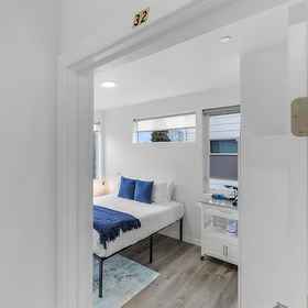 Room 1 Dreamfyre's Ancient Dragon Horn Suite, Seattle Children's Hospital Hotels