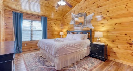 Others 2 Bear Cove by Avantstay Hot Tub + Pool Table!