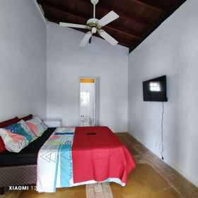 Room 1 Suites Ribeirão, Barequecaba Beach Hotels