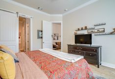 Others 6 Idyllic Lago Vista Home < 1 Mi to Lake Travis!