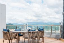 อื่นๆ Neu Suites