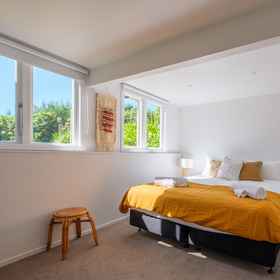 Room 1 Gulf Island Views, Campbells Bay Hotels