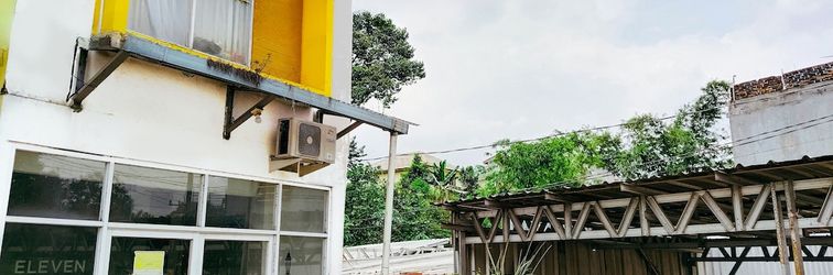 Others Eleven Guest House Syariah