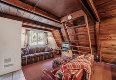 Others 7 54sl - Hot Tub - Pets Ok - Sleeps 4 2 Bedroom Cabin by RedAwning