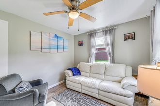 Others 4 Cozy Norcal Cottage: 2 Mi to Redwoods & Beaches!