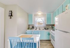 Others 6 Cozy Norcal Cottage: 2 Mi to Redwoods & Beaches!