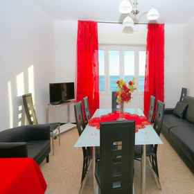 Room 1 XXV Aprile 2 Int 10 Frontemare 3, Hotel Wall of Alassio