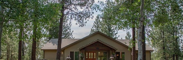 Khác Super Coop 5 Bedroom Home by RedAwning