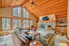 Khác NEW Winter Retreat at Black Butte Ranch