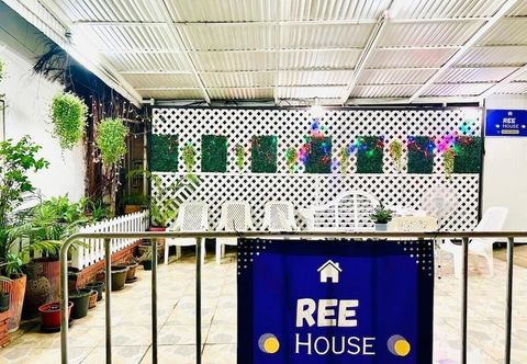 อื่นๆ Ree House