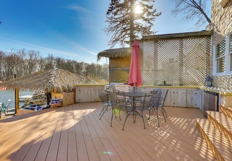 其他 Greenwood Lake Cottage w/ Shared Dock & Hot Tub!