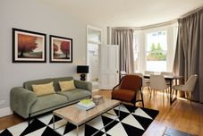 Others The West Kensington Hideout - Cozy 2bdr Flat With Garden