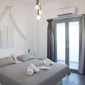 Room 1 Eunoia apartments, Khách sạn Santorini