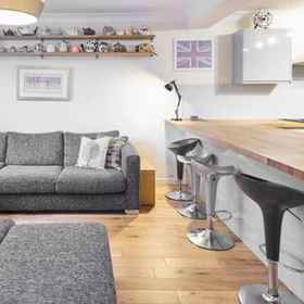 Room 1 Host Stay Cobb Court, Hotel Acol