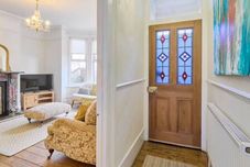 Others Host Stay Bellevue Road