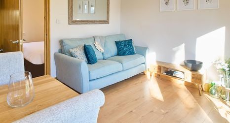 Others 2 Host Stay Cobnut Barn