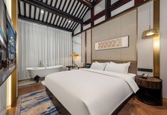 Others 7 CD YUEN CHI