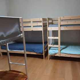 Primary image1Room in B&B - Bed 14 in a 6-bed Mixed Dormitory Room,Algueirão-Mem Martins飯店